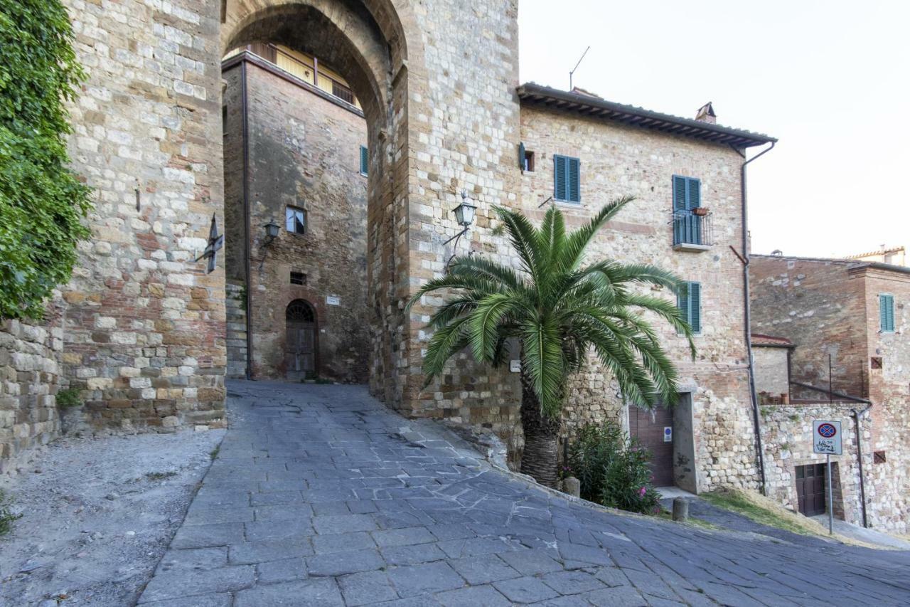 Borgo Buio Town House Villa Montepulciano Luaran gambar